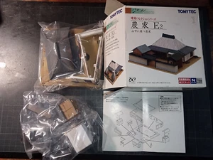 Echelle N 1/150 - TOMYTEC Kit Diorama FERME EN MONTAGNE E2 - grap sous plastique - Imagen 1 de 3