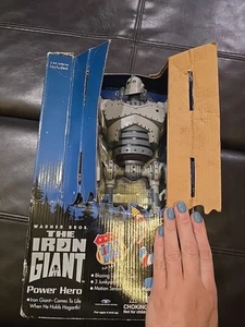 The Iron Giant Power Hero 1999 Trendmasters 12" sprechender Licht Sound Roboter Neu in OVP - Bild 1 von 13