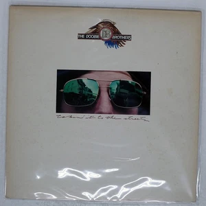 DOOBIE BROTHERS TAKIN' IT TO THE STREETS WARNERP6539W Japan VINYL LP - Picture 1 of 1