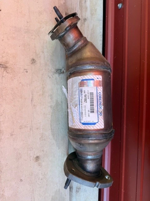 GM Genuine Parts 19418927 Catalytic Converter - Image 1 of 1