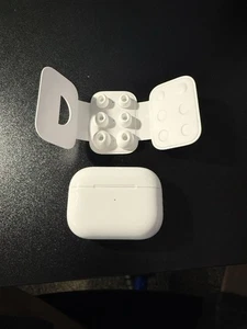 Apple AirPods Pro 2nd Generation (lightening port)   - Picture 1 of 6