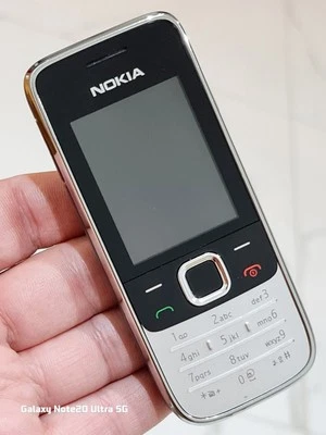 Nokia 2730 Classic (Vodafone) Mobile Phone Immaculate Condition With Charger - Image 1 of 4