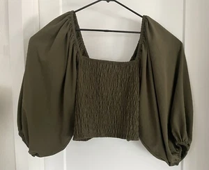 Women’s Eloquii Khaki Green Shirred Puff Sleeve Crop Top Size 22 - Picture 1 of 7