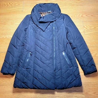 Chaqueta acolchada ligera para mujer Steve Madden negra talla mediana Foto 1 de 4