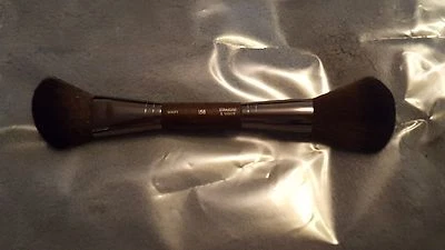 MAKE UP FOR EVER 158 Double Ended Sculpting Brush - NEW - Image 1 of 4