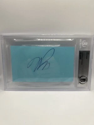Mike Piazza Signed Index Card Cut Beckett Auto - Image 1 of 2