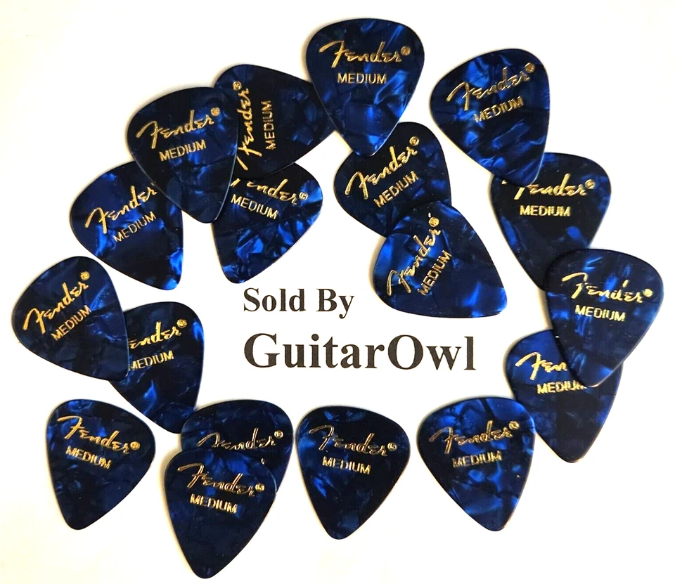 FENDER MEDIUM GUITAR PICKS Blue MOTO 351 celluloid 18 picks  - Image 1 of 1