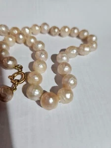 Collana perle fiume sfaccettate chiusura oro 18 kt - Foto 1 di 5