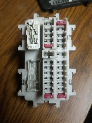2002-2006 NISSAN ALTIMA DASH CABIN FUSE BOX OEM 192481 - Image 1 of 4