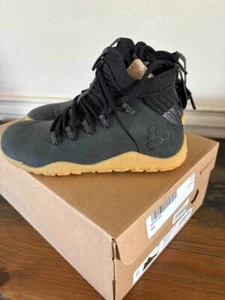 VivoBarefoot Magna Forest ESC Barefoot Hiking Boots Women EU 35 US 4.5-NIB - Picture 1 of 5