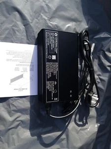 LITHUIM BATTERY CHARGER 10A 24V - Picture 1 of 3