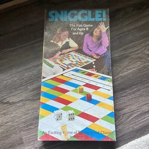 Vintage "Sniggle!" Board Game by Amway - 1980 Edition - Picture 1 of 5
