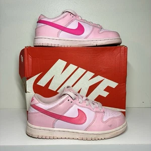 Nike Dunk Low "Triple Rosa" 2022 PS Niños Talla 1Y Tenis Atléticos DH9756-600 - Imagen 1 de 9