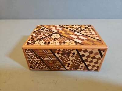 Japanese Puzzle Box Hakone Yosegi Samurai Wooden Secret Trick Box 4.75"x3.25"x3" - Image 1 of 4