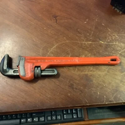 Ridgid 18” Pipe Wrench Straight Made in The USA Elyria,OH 31025 (new) - Image 1 of 4