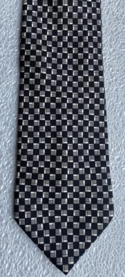 Corbata larga de seda Stanford para hombre hecha en Italia negra blanca con gris. Clásico y elegante Foto 1 de 4