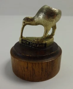 New Zealand Vintage Pen Holder Kiwi Bird Design Desktop Collectibles Small Stand - Foto 1 di 7