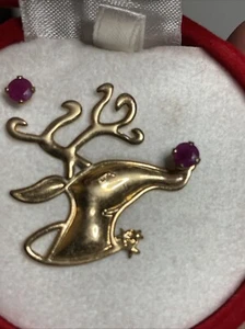 10k Yellow Gold Rudolph Pin/Ruby Stud Earrings - Picture 1 of 5