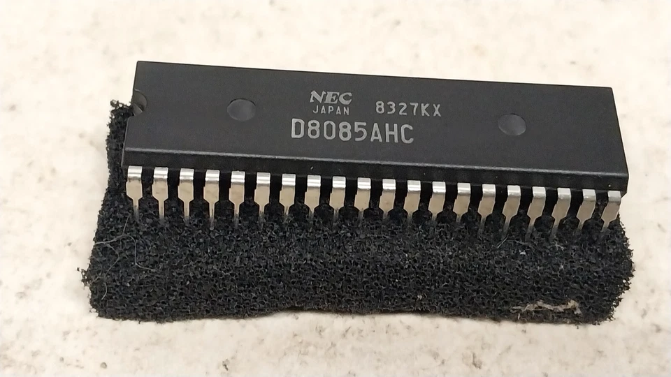 Bonito nuevo? Chip IC microprocesador Intel 8085 NEC D8085AHC/computadora antigua vintage Foto 1 de 1