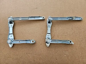 Mercedes-Benz Hood Hinges Right Left W201 A2018800528 A2018800628 - Picture 1 of 9