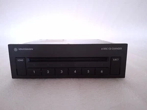 VW Golf V 5 CD Wechsler Laufwerk CD changer player 1K0035110B - Picture 1 of 8