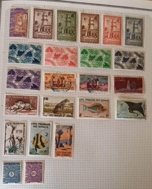 Timbres Côte Française des Somalis, lot de 23 différents, neufs* et oblitérés - Photo 1/1