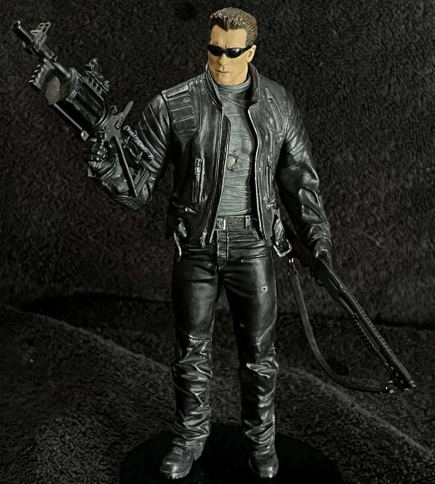 T800 • LANZADOR Y ESCOPETA • NECA TERMINATOR SERIE 3 Foto 1 de 3