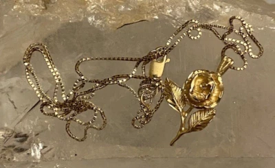 Collar Michael Anthony, Oro Amarillo 14K, Tallado/Grabado Rosa Colgante 19.5" Foto 1 de 4