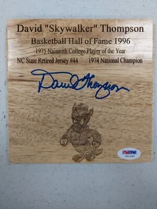 DAVID THOMPSON Signed Engraved Floor Square HOF NC State 1974 Champs PSA/DNA - Picture 1 of 3