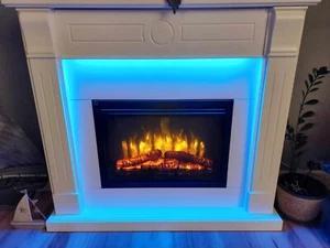 Dekorativ Kamin mit eingebauter Heizung/2000W/TOP ZUSTAND - Bild 1 von 8
