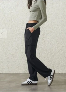 Nwt Cotton: On Body Women's Woven Cargo Pants Pant Black, Size Large - Picture 1 of 11
