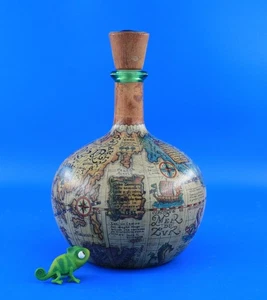 Alte Glasflasche mit Leder überzogen Holzdeckel Weltkarte maritim Vintage - Bild 1 von 7