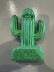 Saguaro Savings & Loan Association Bank grüner Kaktus Kunststoff Vintage Arizona AZ - Bild 1 von 5