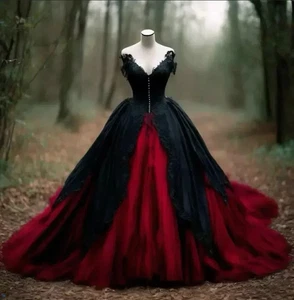 Vestidos de novia góticos borgoña negros con apliques de encaje al hombro - Imagen 1 de 7