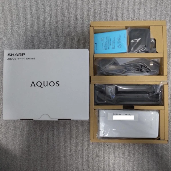 SHARP AQUOS KEITAI SH-N01 SIMFree Foto 1 de 1
