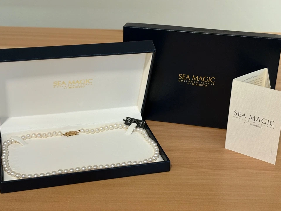 Collar de perlas cultivadas Mikimoto de 18" con cierre de lazo de oro de 14K, perlas de 5,5-6 mm Foto 1 de 4