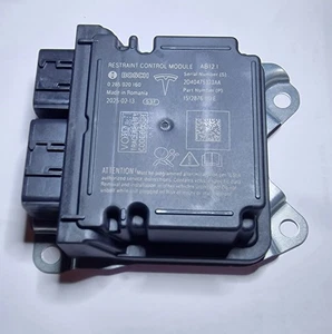 Tesla Model 3 Restraint Control Module RCM Airbag Module NO CRASH DATA 1512876 - Picture 1 of 2