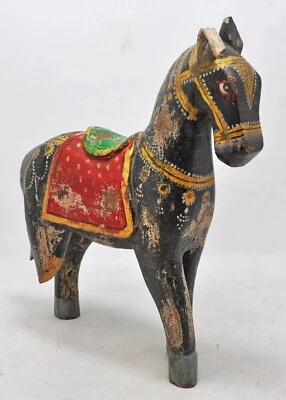 Estatueta de cavalo de madeira dura esculpida à mão rústica pintada à mão preta - Imagem 1 de 4
