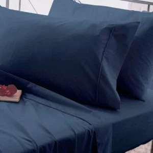 200 Thread Count Egyptian Cotton Bed Linen in Navy Blue All Sizes - Picture 1 of 8