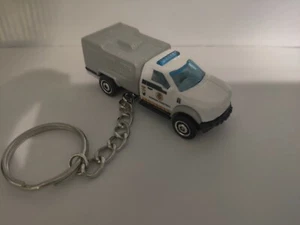 2010 Ford Animal Control Truck Keychain Key Ring Brand New Very Detailed🎁🎁 - Picture 1 of 2