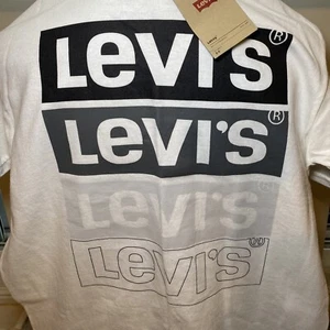 Vintage Nos 2012’ Levi's Classic Graphic Fit T-Shirt Size SMALL LEVI STRAUSS & Co. - Bild 1 von 7