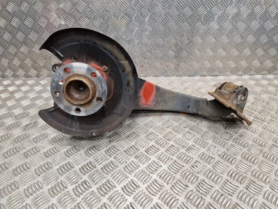 MINI COOPER 2014 F55 BUJE DE RUEDA TRASERO DERECHO DEL LADO DEL CONDUCTOR Y BRAZO DE ARRASTRE Foto 1 de 4