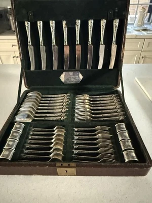 Cubiertos de ley Thai Nakon (platería de la corte real tailandesa) del siglo XX. RARO Foto 1 de 4