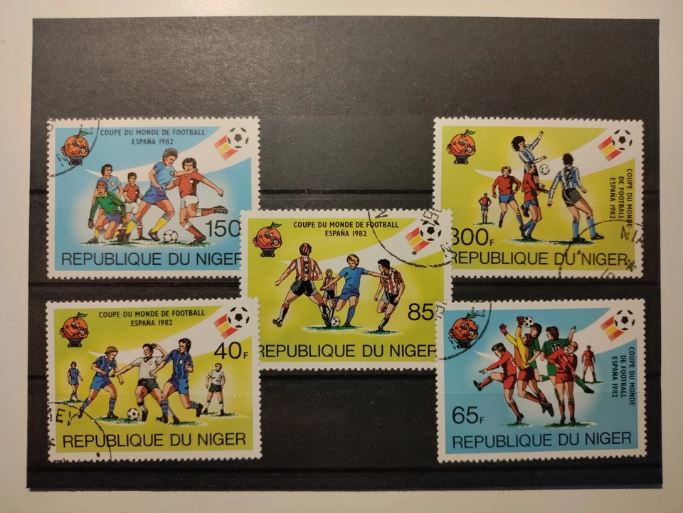 Estampillas de Níger 1982 (WM-España 82), CTO, NH, OG Foto 1 de 1