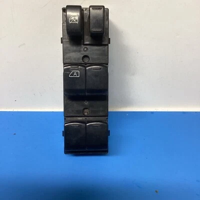 Interruptor de ventana principal Nissan Versa 2013-2019  Foto 1 de 4