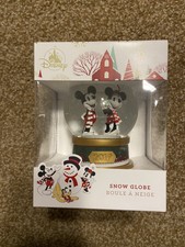 NIB Disney Mickey and Minnie Mouse Christmas Holiday Snowglobe 2019 Snow Globe