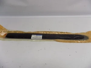 New OEM 1999-2001 Ford Explorer Rear Left Door Body Side Moulding Trim Molding - Bild 1 von 3