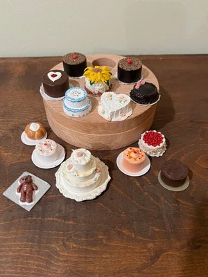 accesorios panadería casa de muñecas 1:12, ¡pasteles! Foto 1 de 4