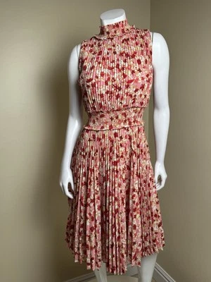 Vestido plisado floral NANETTE LEPORE talla 2 (B.171) $148 Foto 1 de 4