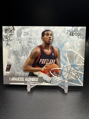 Tarjeta de baloncesto Topps Luxury Box 2007/999 #70 Lamarcus Aldridge Foto 1 de 2
